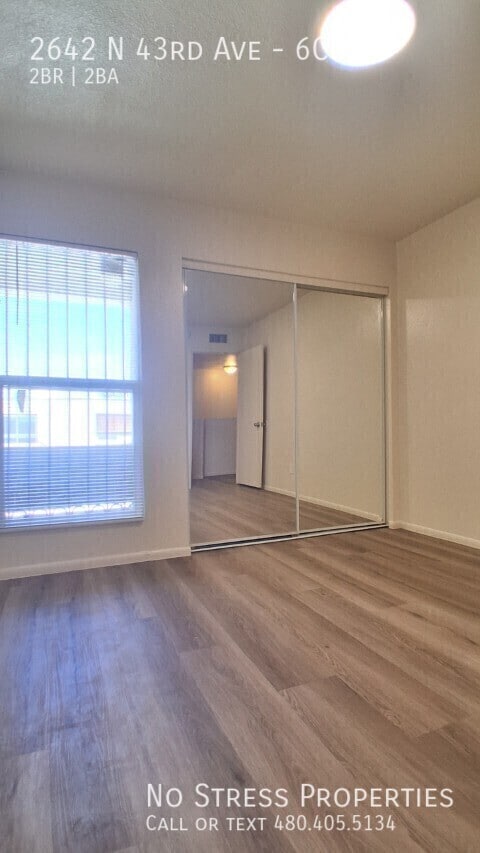 Building Photo - 2642 N 43rd Ave