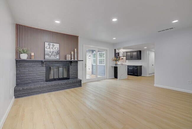 Building Photo - 15507 Sierra Valle Dr