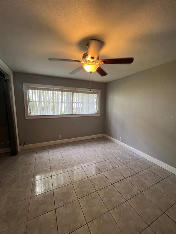 Building Photo - 1433 S Belcher Rd