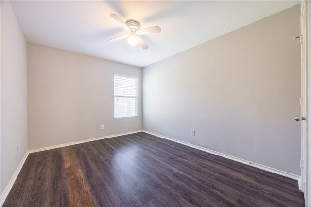 Building Photo - 1705 Diamond Lake Trail