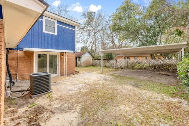 Building Photo - 1829 Fitzgerald St