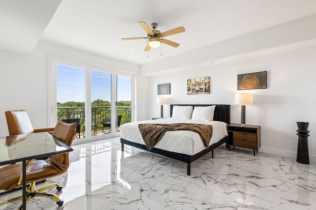 Building Photo - 605 Kemp St