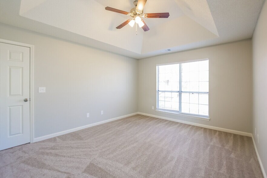 Building Photo - 2158 Denson Ln S W