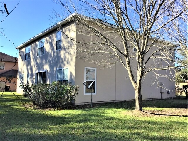 Building Photo - 10604 Wesson Way