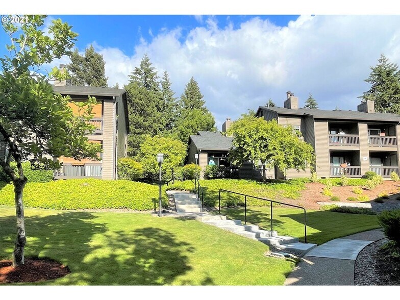 Building Photo - 9410 SW 146th Terrace