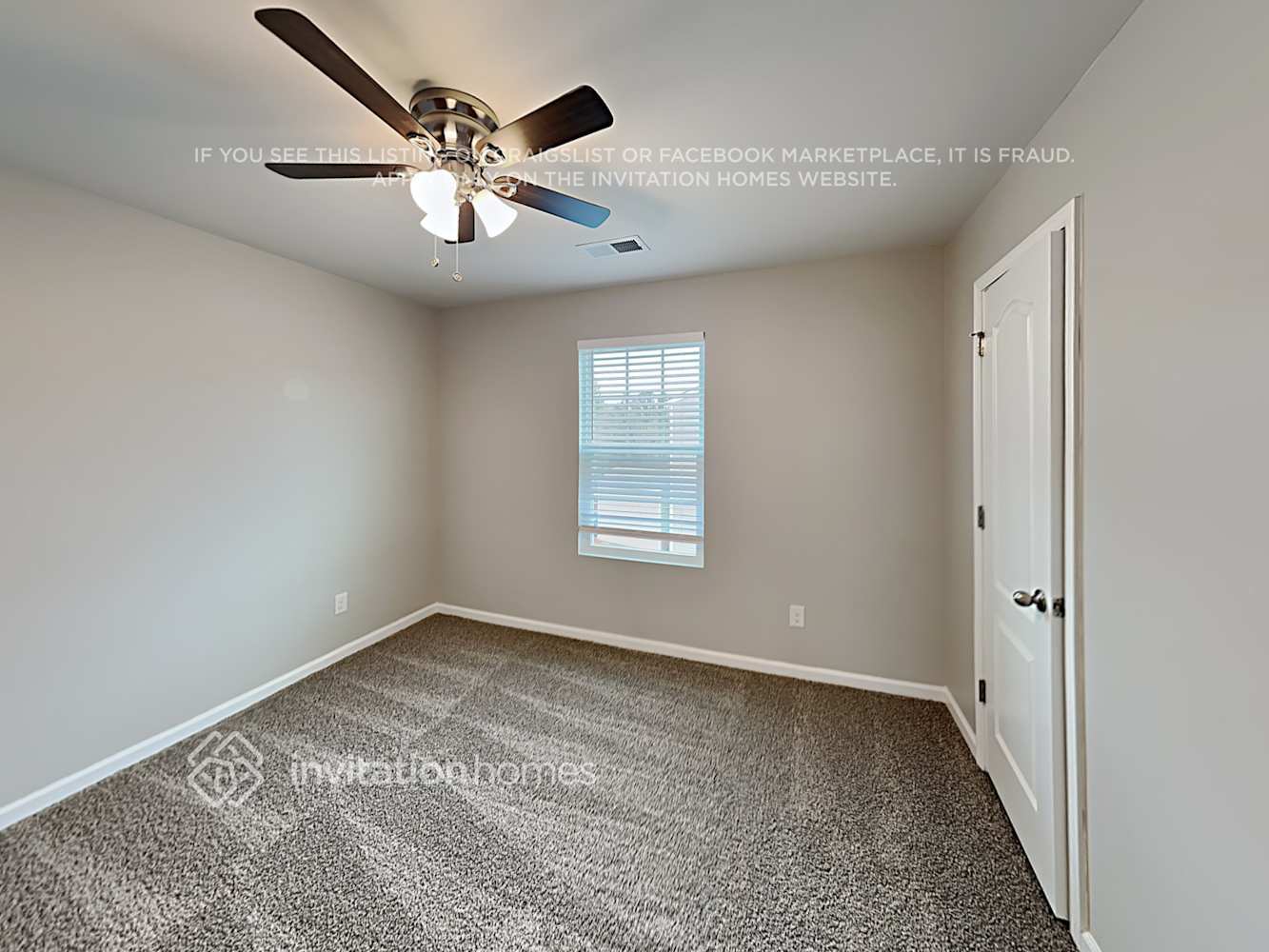 Building Photo - 160 Silver Oak Cir