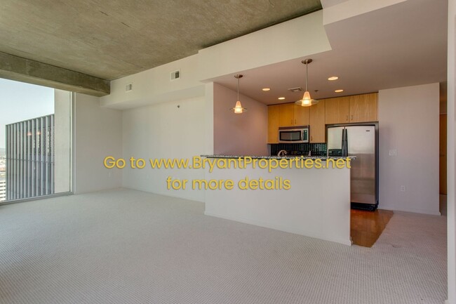 Building Photo - Nashville - Downtown 1-Bedroom Condo