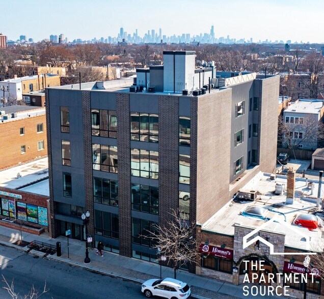Building Photo - 2250 W Lawrence Ave