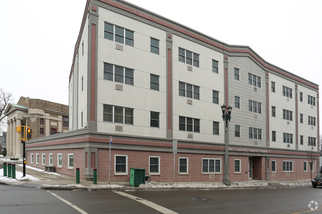 Building Photo - Seneca Cazenovia Community Square