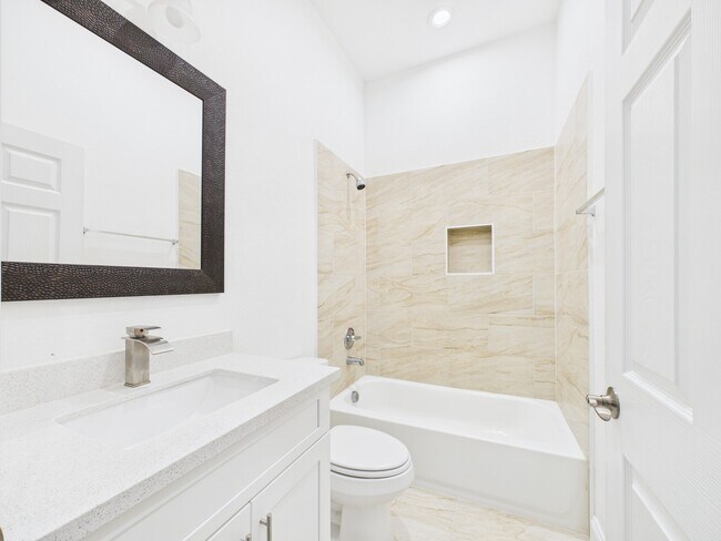 Building Photo - 4619 Stassen St