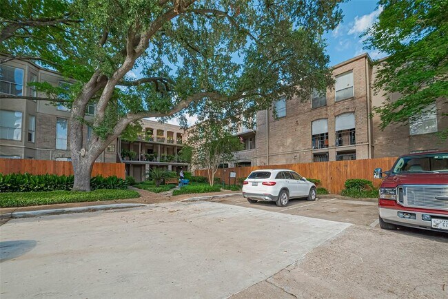 Building Photo - 4633 Wild Indigo St