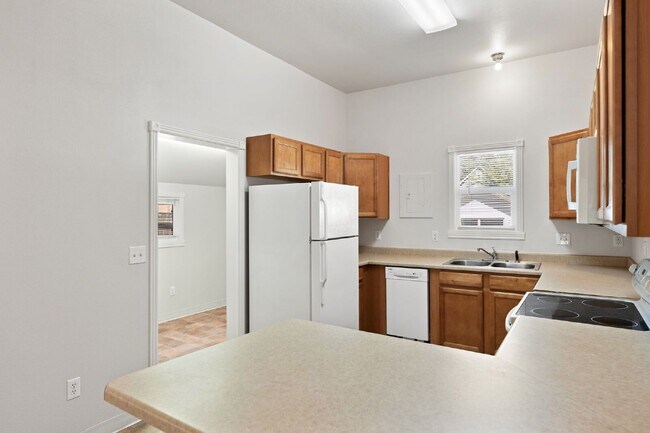 Building Photo - 1704 W Cucharras St