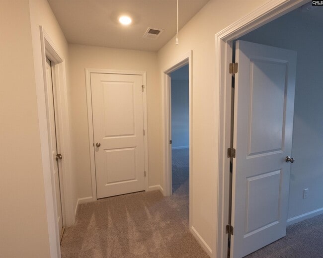 Building Photo - 348 Braemar Dr