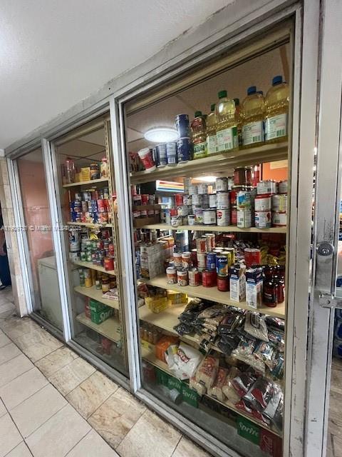 Building Photo - 1800 NW 24th Ave