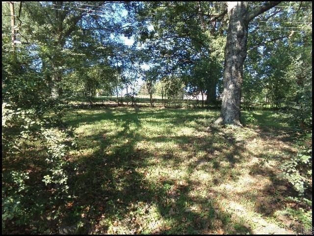 Building Photo - 8 Utica Ln