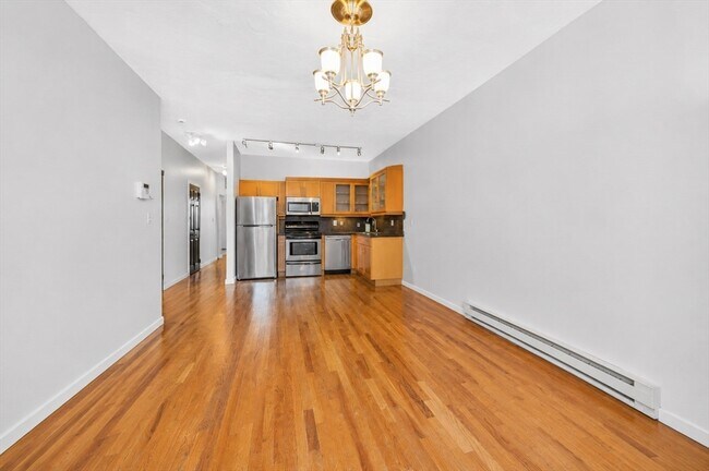 Building Photo - 881 Harrison Ave