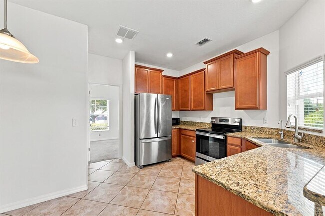 Building Photo - 31141 Claridge Pl