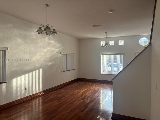 Building Photo - 3147 New York St