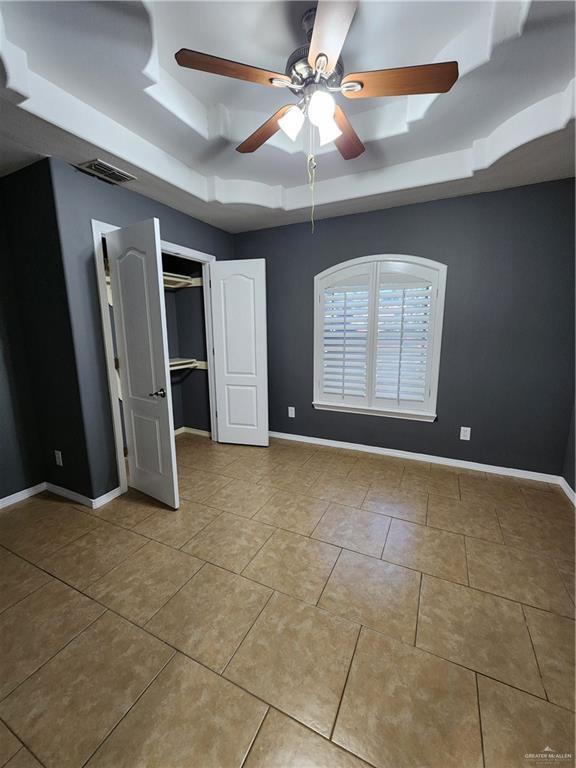 Building Photo - 15 Loma Linda Cir S