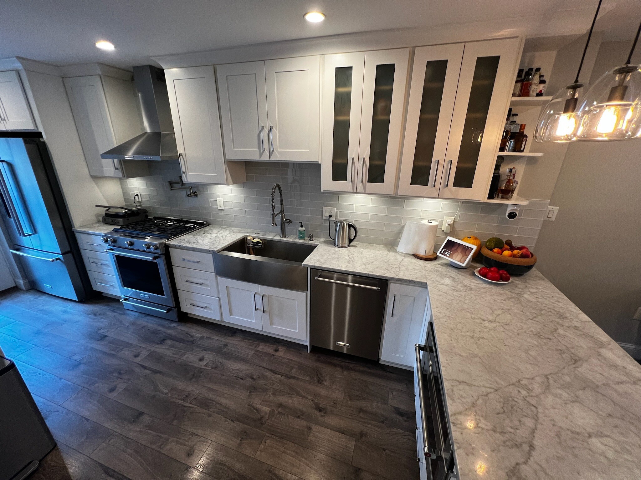 Kitchen - 435 Ridge St NW