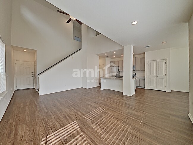 Building Photo - 2732 Spencebrook