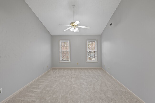 Building Photo - 113 Laurel Branch Dr