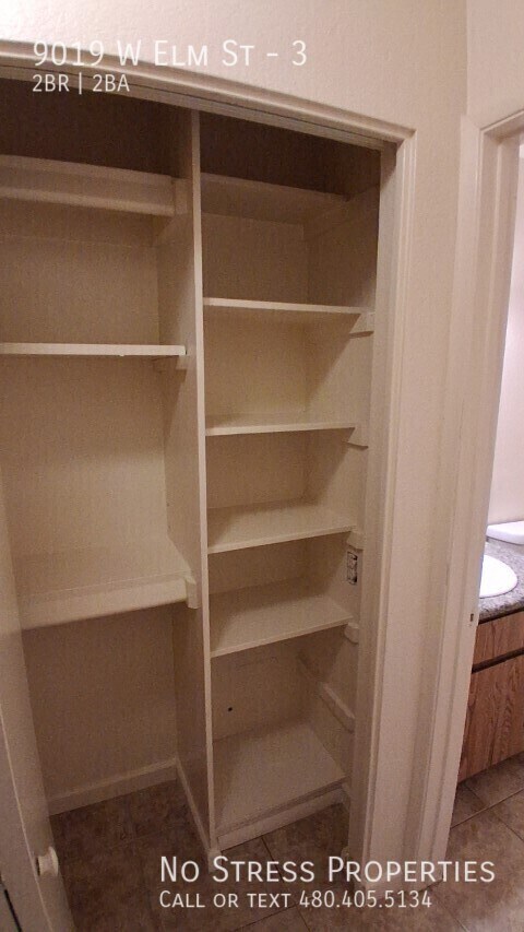 Building Photo - 9019 W Elm St