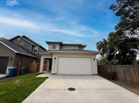 Building Photo - Stunning 3-bedroom + tech room, 2.5-bath home in NW Boise!