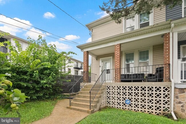Building Photo - 1817 Marion Barry Ave SE