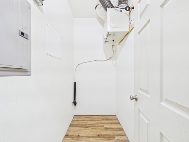 Building Photo - 835 Marquette Loop