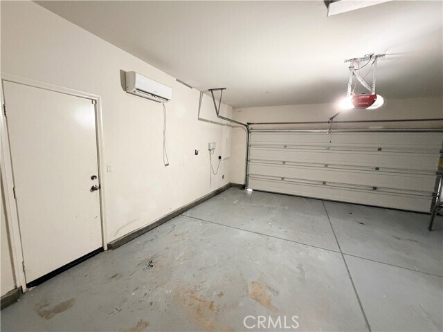 Building Photo - 3586 Bur Oak Rd