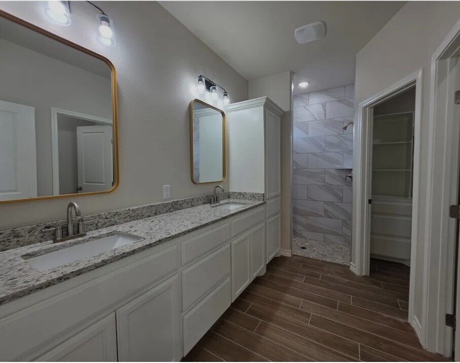 Building Photo - 408 Eldon Cir