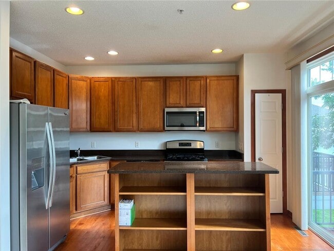 Building Photo - 5026 Yuma Ln N