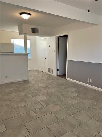 Building Photo - 401 Betchan Dr