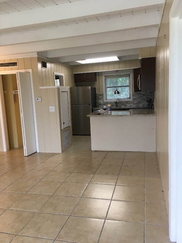 Building Photo - 16140 Dublin Cir