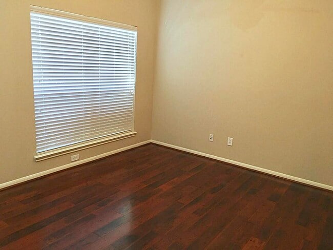 Building Photo - 6343 Richland Hills Dr