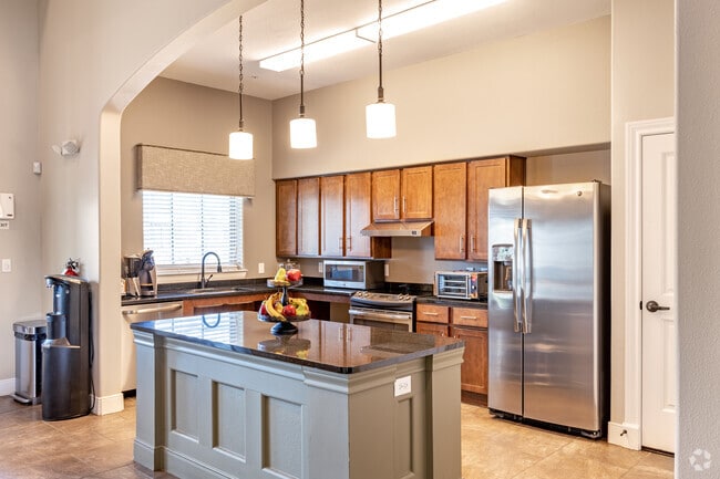 Interior Photo - Freedom Hills Ranch