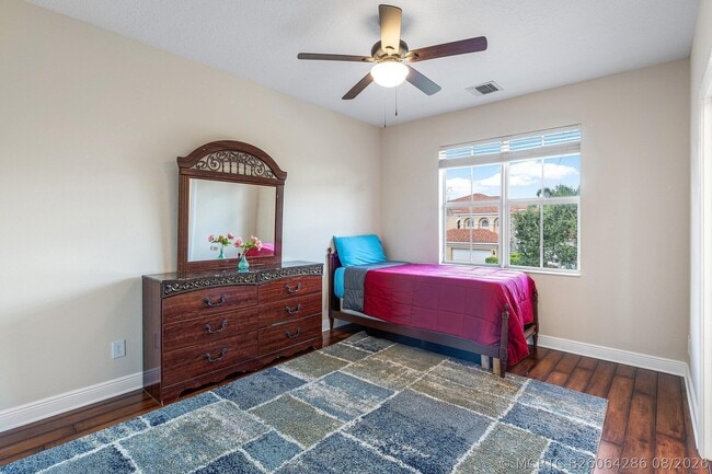 Building Photo - 3381 Lago De Talavera