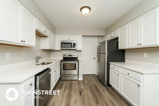 Building Photo - 10714 English Oak Ct