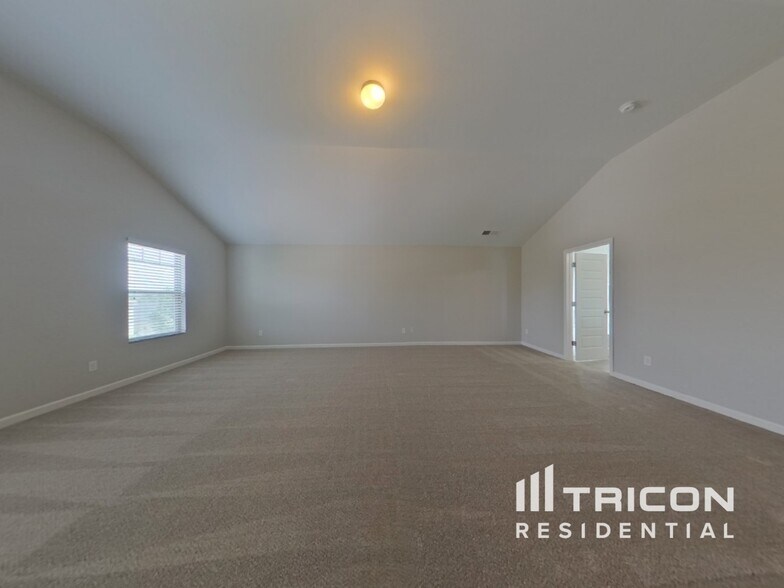 Building Photo - 124 Sims Ct