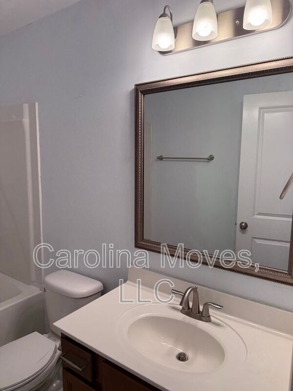 Building Photo - 123 Dunnsmore Dr