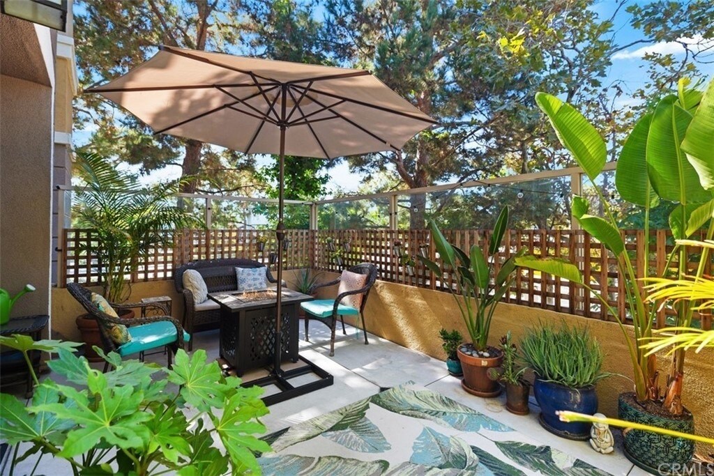 Building Photo - 3401 S Main St