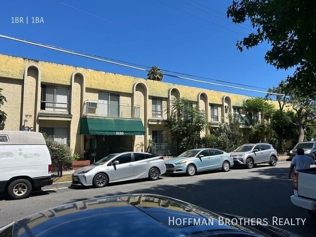 Building Photo - 5130 Yarmouth Ave