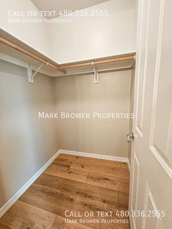 Building Photo - 3345 E Indigo St