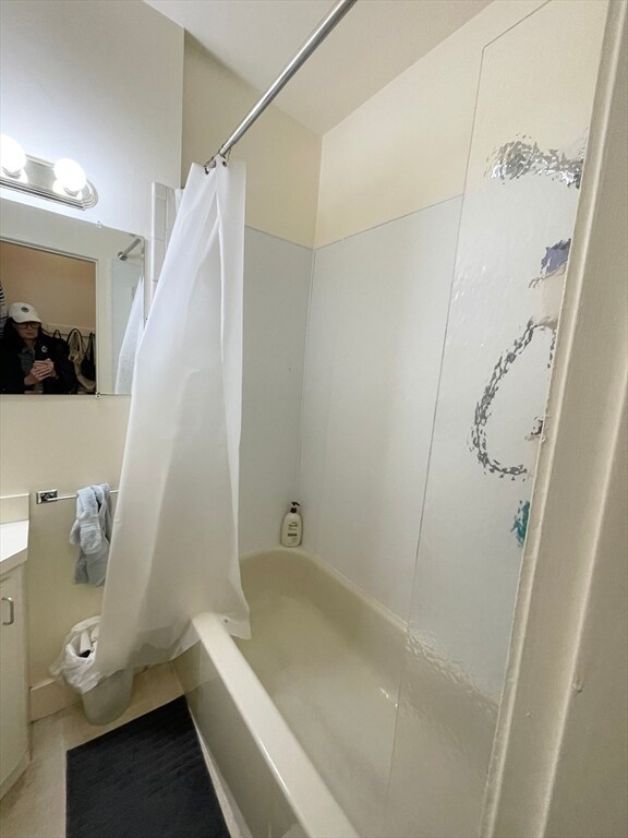 Building Photo - 68 Myrtle St