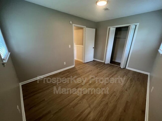 Building Photo - 4602 Nickerson Ct