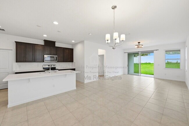 Building Photo - 4386 Davos Dr