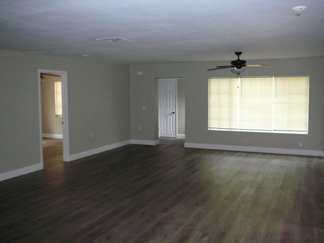 Building Photo - 1709 Coronado Ave