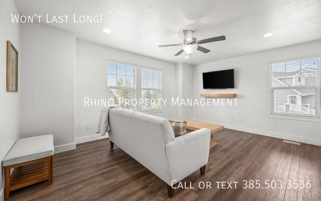 Building Photo - 4891 N Nile Dr