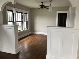 Building Photo - 92 Trowbridge St